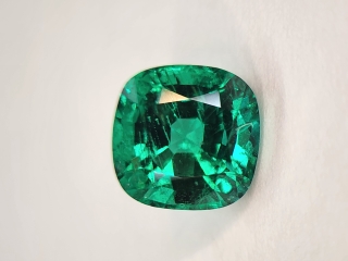 7.8x7.75 MM Emerald Genuine Cushion